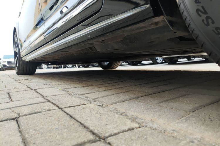 大众 迈腾 2023款 200万辆纪念版 380TSI DSG旗舰型局部细节9002