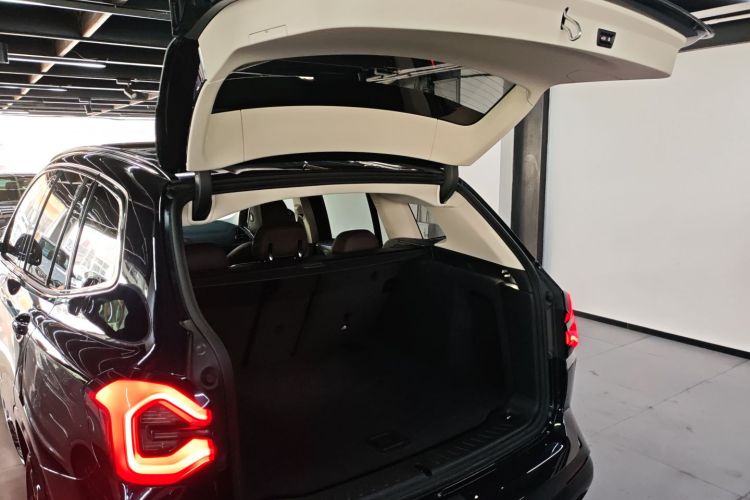 宝马X3 2022款 xDrive30i 领先型 M曜夜套装局部细节23