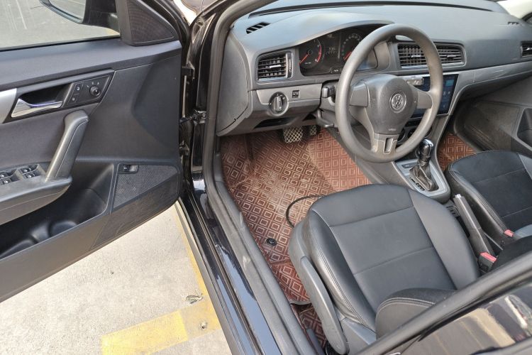 大众 朗逸 2017款 1.6L 自动舒适版中控内饰20