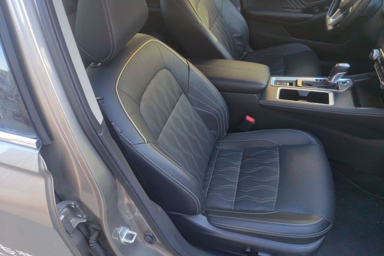 日产 天籁 2022款 2.0L XL-Upr 优享版局部细节41