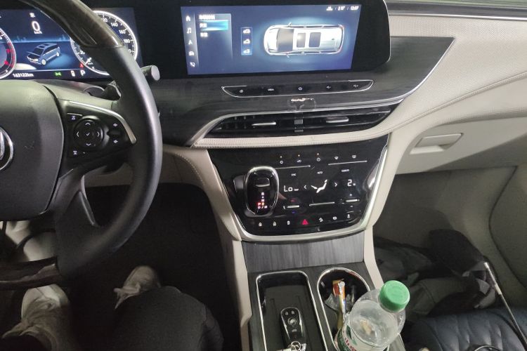 别克GL8 2022款 ES陆尊 653T 舒适型中控内饰16