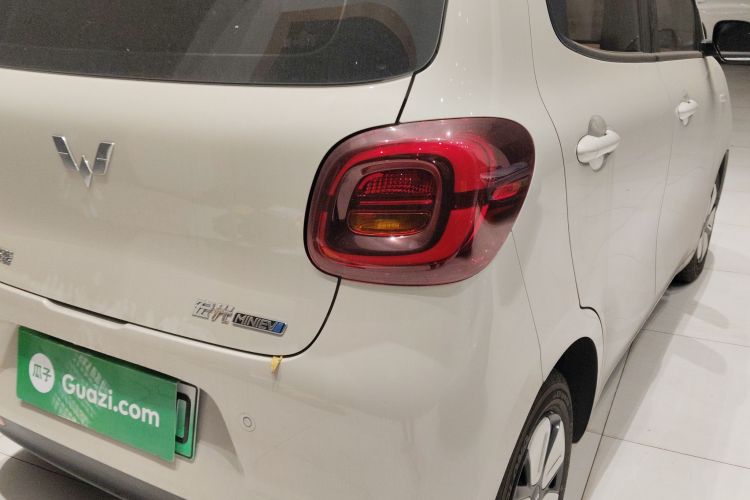 五菱汽车 宏光MINIEV 2025款 四门版 进阶款车身外观6006