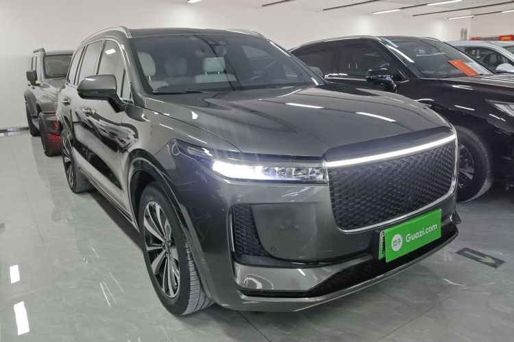 理想汽车 理想ONE 2020款 增程6座版车身外观3