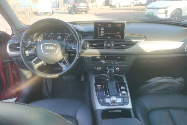 奥迪A6L 2018款 30周年年型 TFSI 进取型中控内饰7002