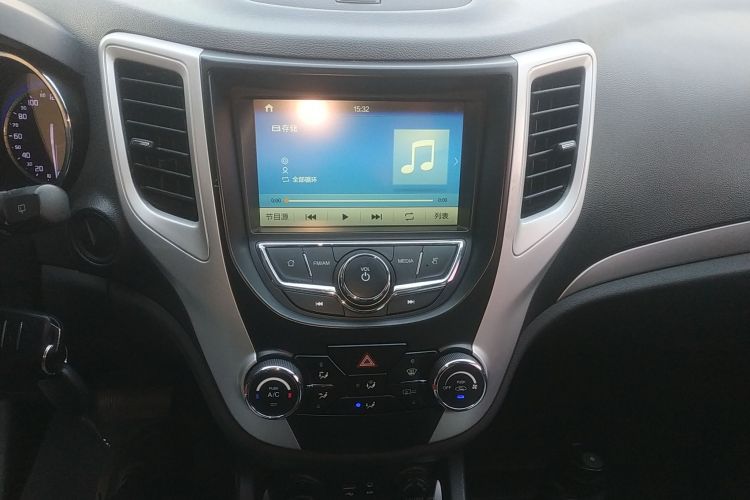 长安CS35 2016款 1.6L 自动豪华型 国V中控内饰16