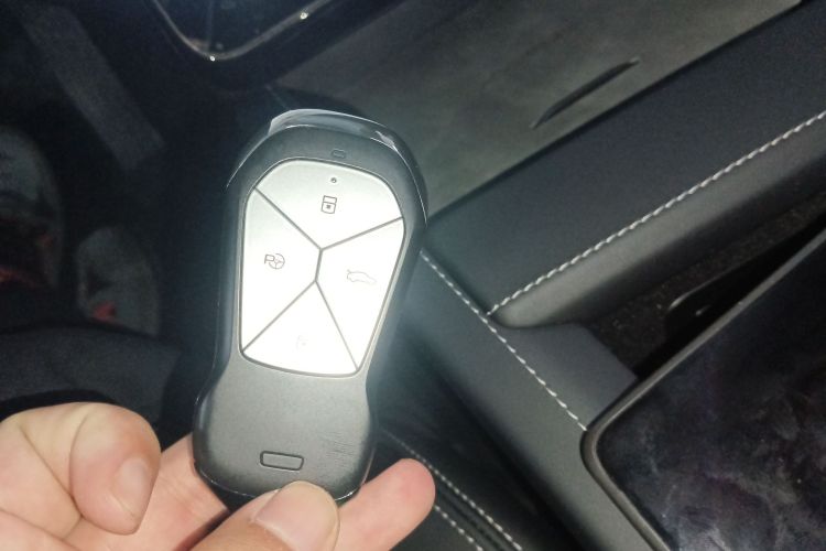 小鹏G3 2022款 G3i 460N+中控内饰7001