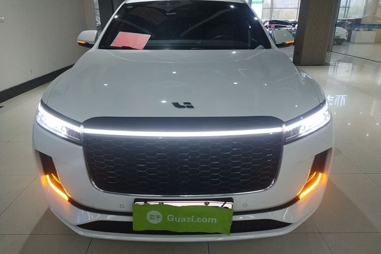 理想汽车 理想ONE 2021款 增程6座版车身外观2