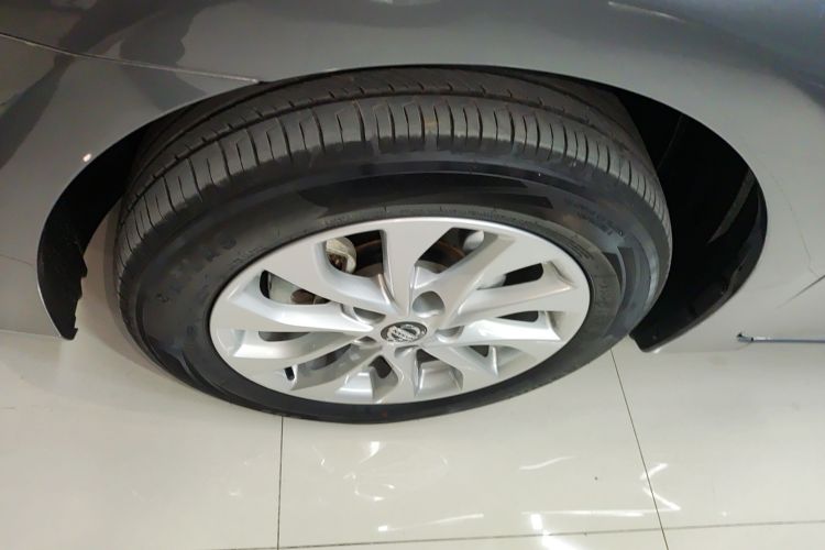 日产 轩逸 2024款 经典 1.6XE CVT舒适版车身外观6002