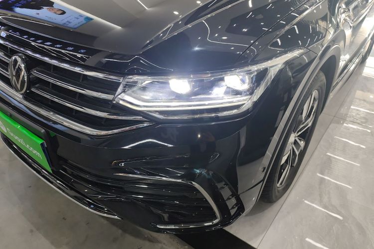 大众 途观L 2024款 330TSI 自动两驱R-Line越享版局部细节36