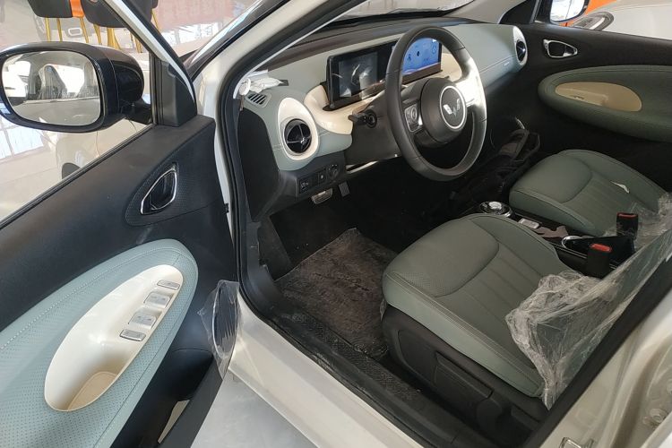 五菱汽车 五菱缤果 2024款 333km 悦享款中控内饰7003