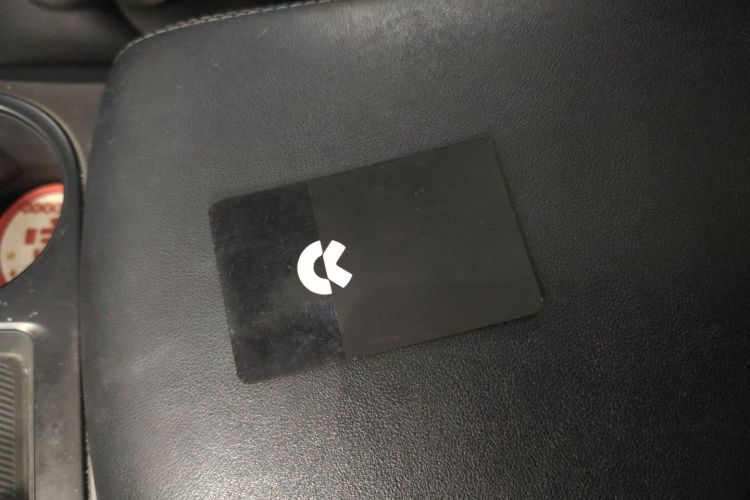 蔚来ES6 2020款 600KM 运动版中控内饰7001