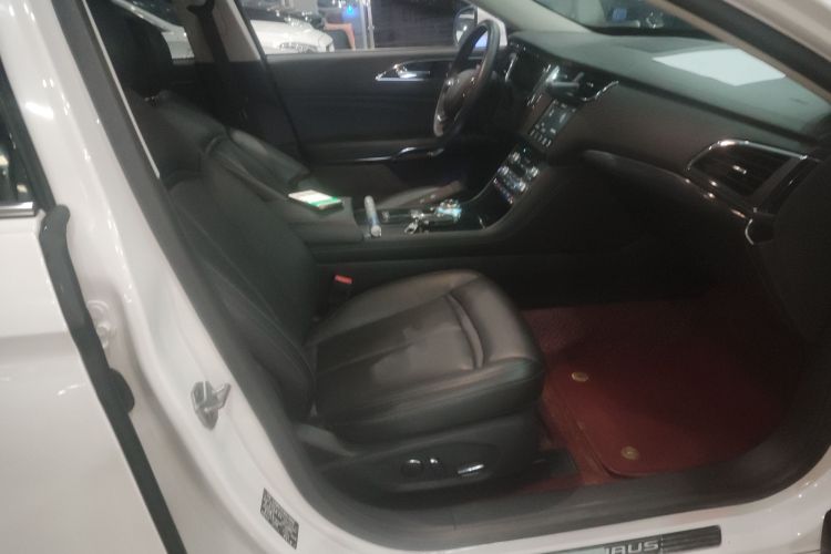 福特 金牛座 2017款 改款 EcoBoost 245 时尚型局部细节41