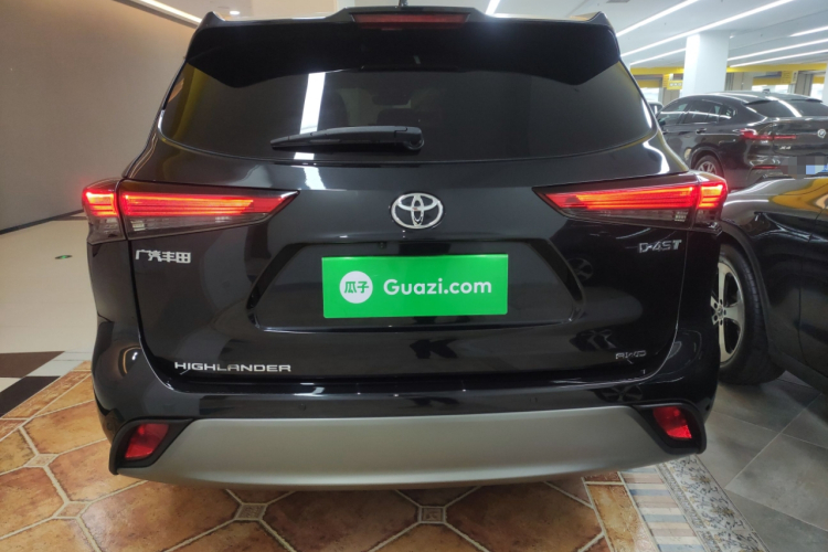 丰田 汉兰达 2022款 380T 四驱尊贵版 7座车身外观6