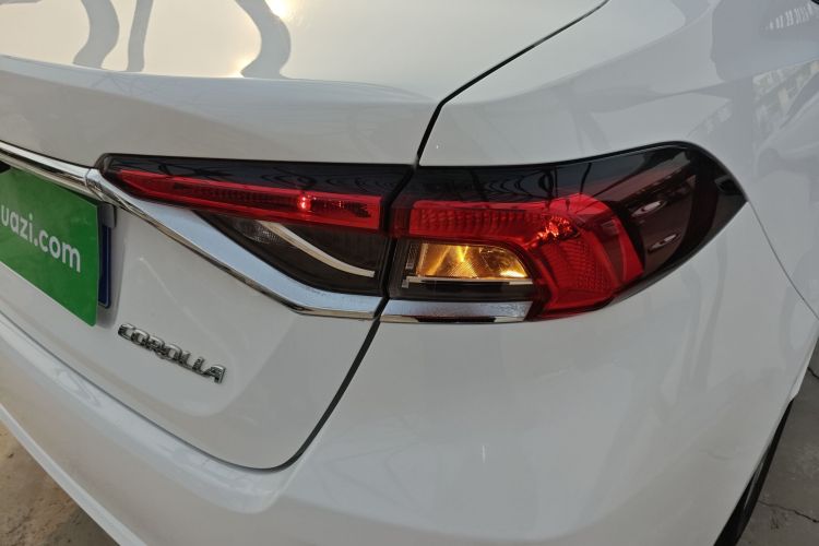 丰田 卡罗拉 2021款 TNGA 1.5L CVT先锋版车身外观9