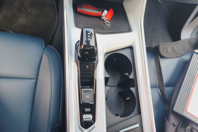 吉利汽车 2023款 嘉际L 1.5TD DCT豪华型中控内饰18