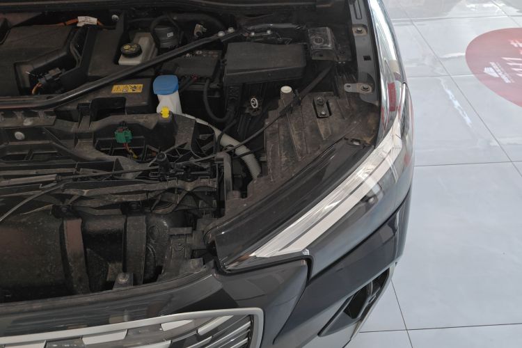 奥迪Q4 e-tron 2024款 40 e-tron 创行版机舱底盘26