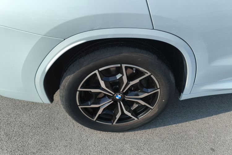 宝马X3 2022款 改款 xDrive25i M运动套装车身外观6008