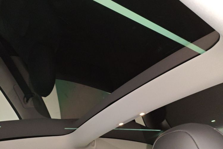 特斯拉 Model 3 2021款 标准续航后驱升级版局部细节22