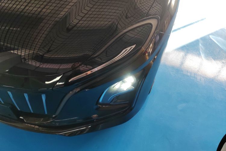 红旗E-QM5 2024款 450km 出行版局部细节36