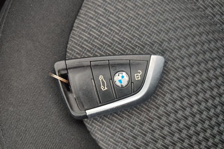 宝马2系旅行车(进口) 2015款 218i 领先型中控内饰11