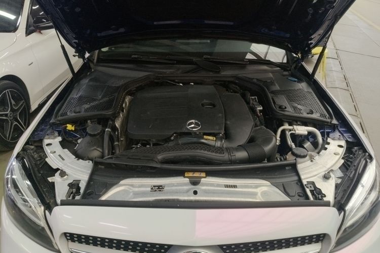 奔驰C级 2019款 C 260 L 运动版局部细节24