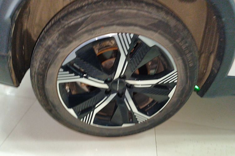 北京汽车 北京X7 2023款 1.5TD DCT超享+版车身外观6008