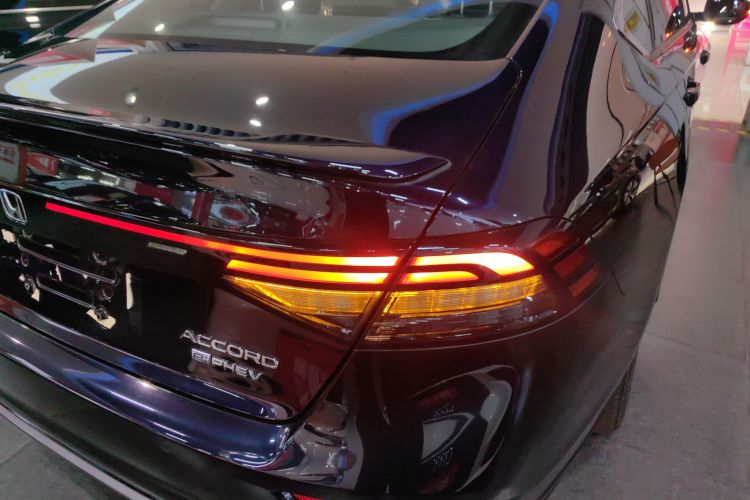 本田 雅阁新能源 2023款 2.0L e:PHEV 尊贵版车身外观6006