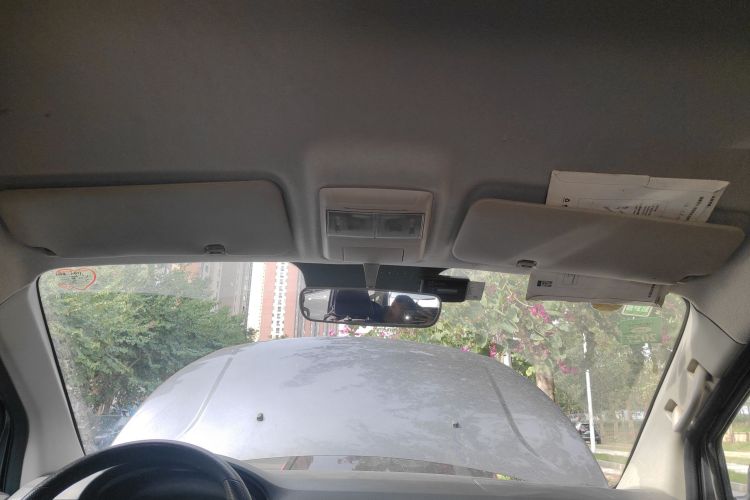 金杯 金海狮 2023款 2.0L 客车旅行狮 5/6/7座局部细节22