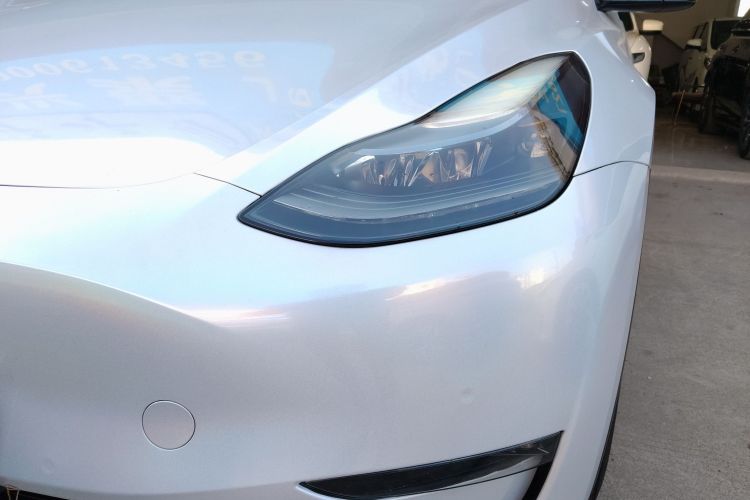 特斯拉 Model Y 2021款 标准续航后驱版局部细节36