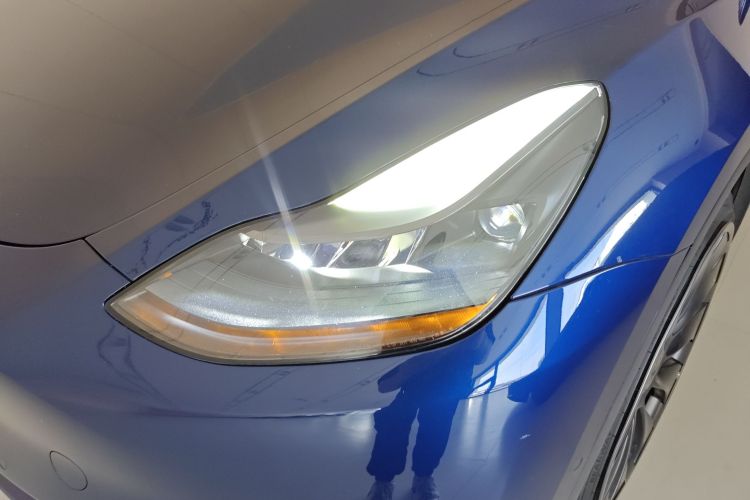 特斯拉 Model Y 2022款 Performance高性能全轮驱动版车身外观36