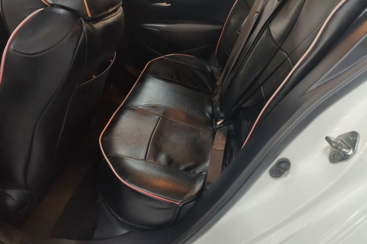 丰田 卡罗拉 2019款 1.2T S-CVT GL-i精英版中控内饰21