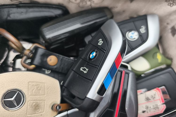 宝马X3 2022款 xDrive30i 领先型 M曜夜套装中控内饰7001