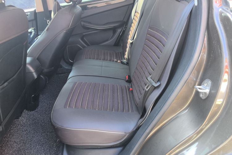 众泰 大迈X5 2017款 升级版 1.5T CVT知县型中控内饰7004