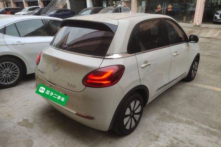 五菱汽车 五菱缤果 2023款 333km 灵犀互联款车身外观7