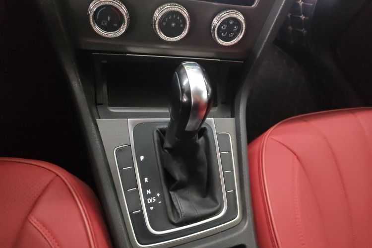 大众 高尔夫 2016款 230TSI 自动舒适型中控内饰18