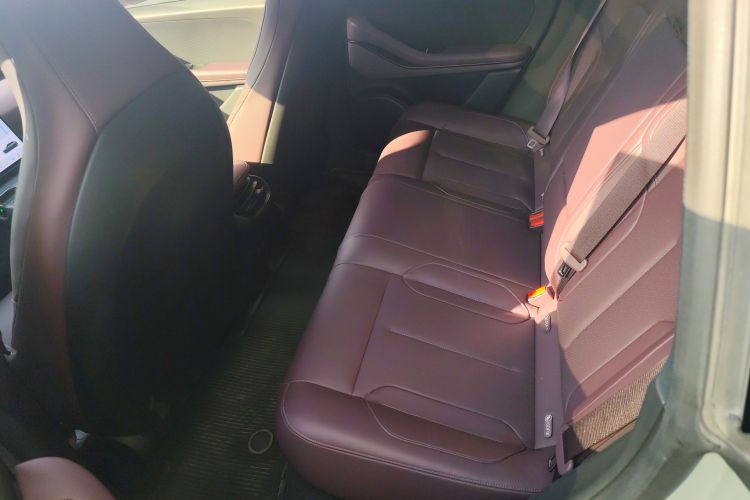 蔚来ET5T 2023款 75kWh Touring中控内饰7004