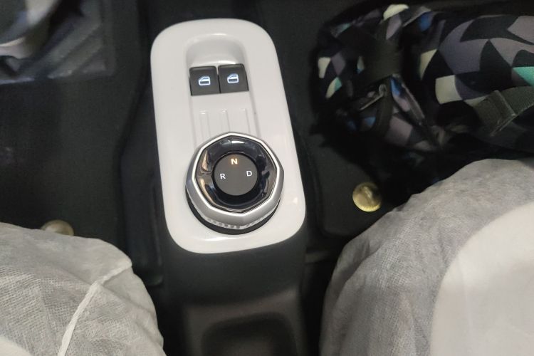 吉利银河 熊猫 2025款 210km 元气熊中控内饰18