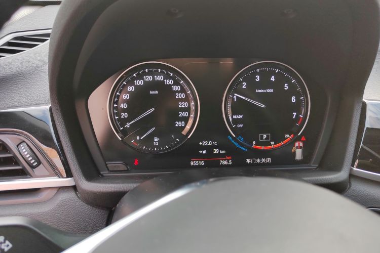 宝马X1 2020款 sDrive25Li 领先型中控内饰14