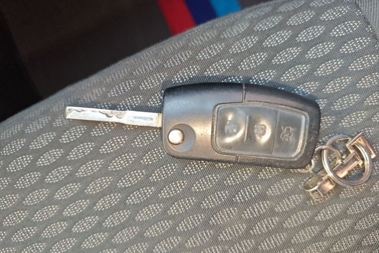 福特 福克斯 2013款 两厢经典 1.8L 自动基本型中控内饰11