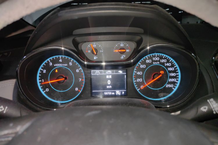 雪佛兰 科鲁兹 2015款 1.5L 自动豪华版中控内饰14