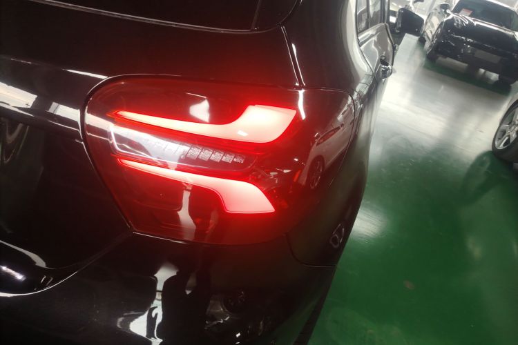 奔驰A级AMG(进口) 2017款 改款 AMG A 45 4MATIC车身外观6006