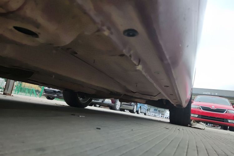 别克 君威 2015款 2.0L 领先时尚型局部细节9002