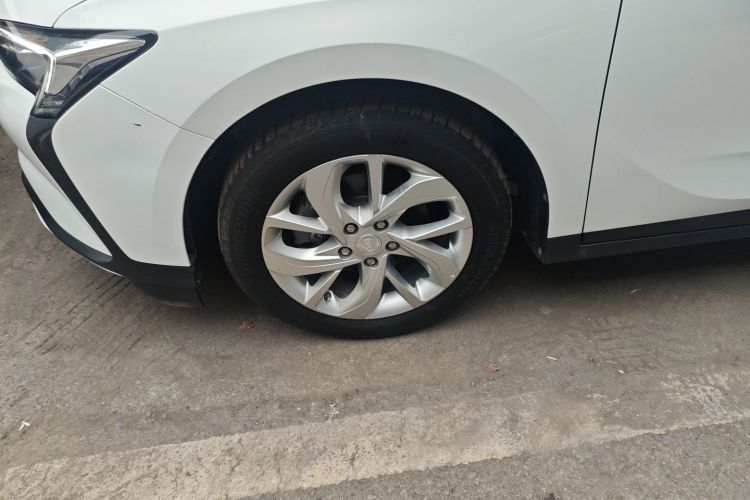 别克 微蓝6 2022款 互联共享型 PLUS车身外观6007