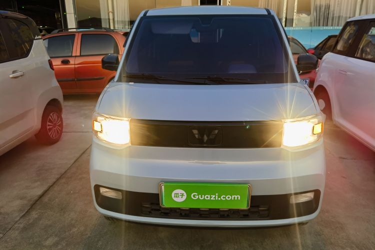 五菱汽车 宏光MINIEV 2022款 马卡龙臻享款 磷酸铁锂车身外观2