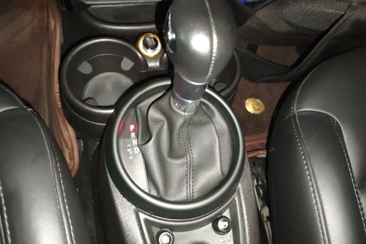 MINI Countryman 2014款 1.6T COOPER ALL4 Excitement中控内饰18