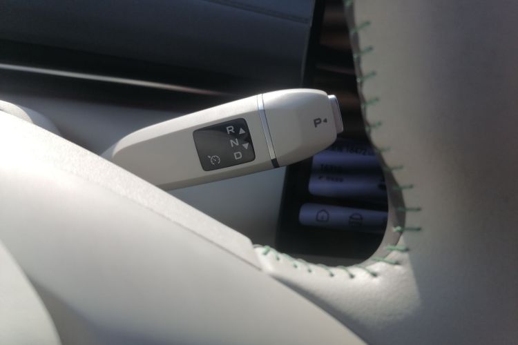 深蓝汽车 深蓝L07 2025款 230Ultra乾崑智驾ADS SE增程版中控内饰18