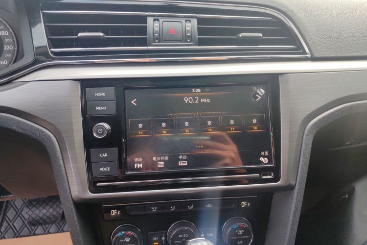 大众 凌渡 2021款 280TSI DSG舒适版中控内饰16