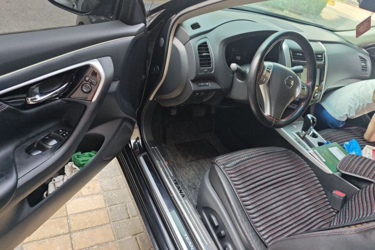 日产 天籁 2016款 2.0L XL舒适版中控内饰20