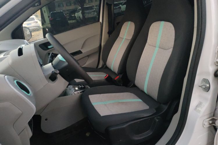 江铃集团新能源 易至EV2 2024款 201km 舒适型局部细节19