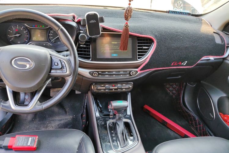 广汽传祺 传祺GA4 2018款 200T 自动尊享版中控内饰16